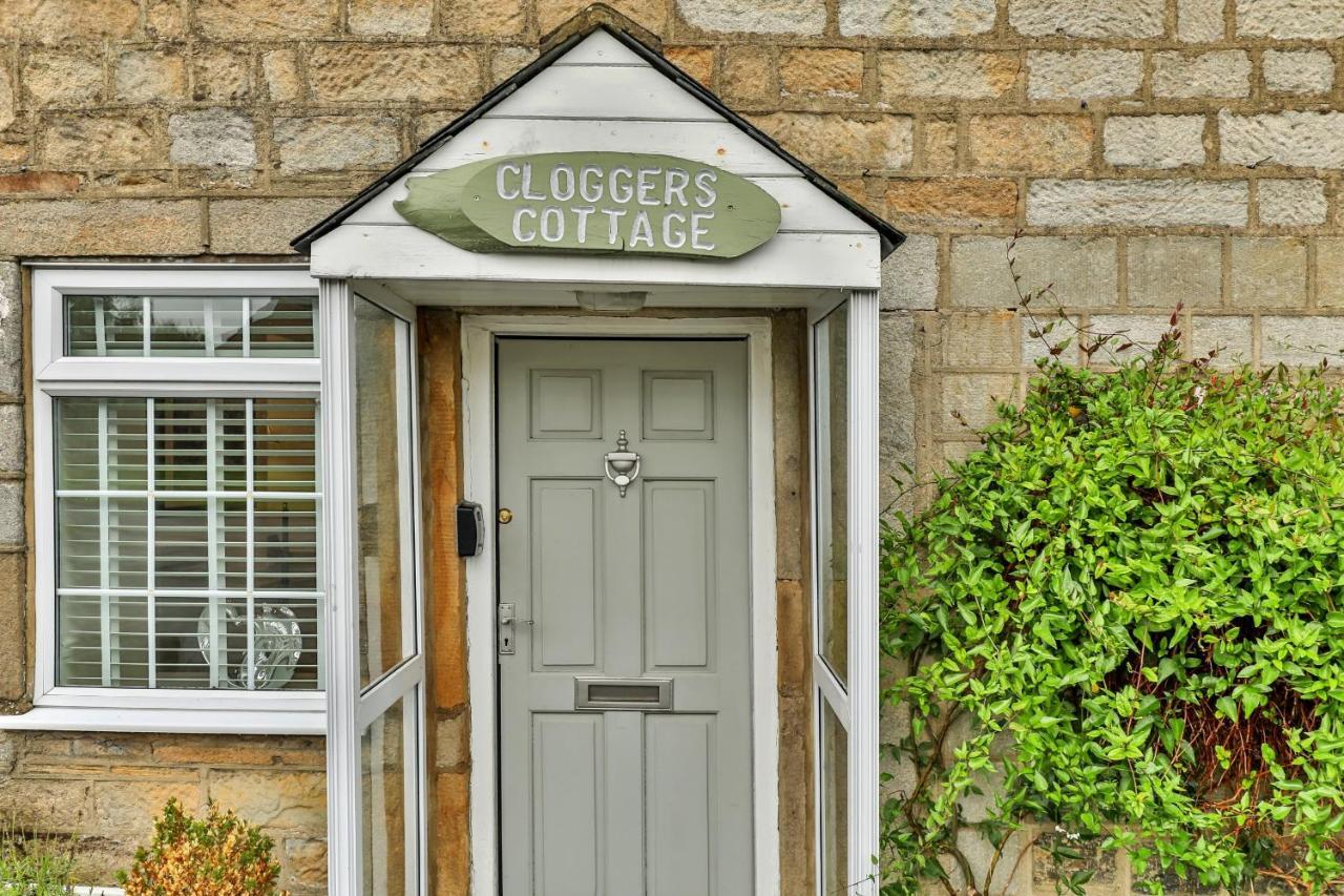 Finest Retreats - Cloggers Cottage Darley Экстерьер фото